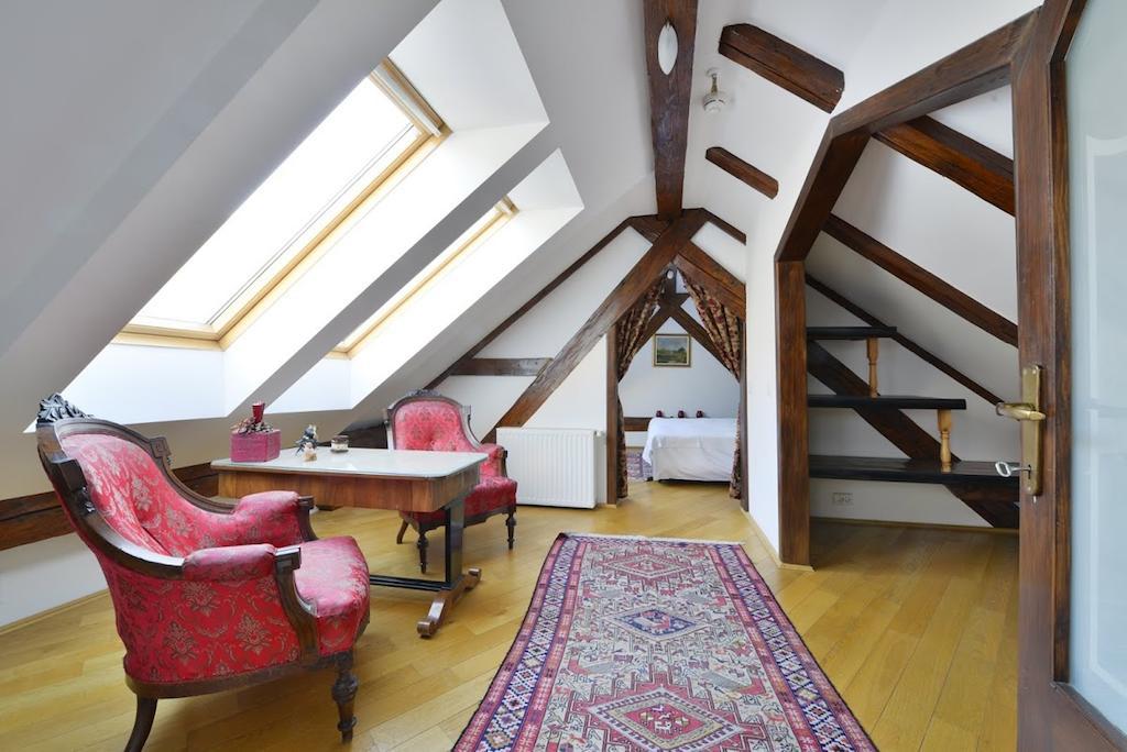 Kronhaus Brasov Bilik gambar