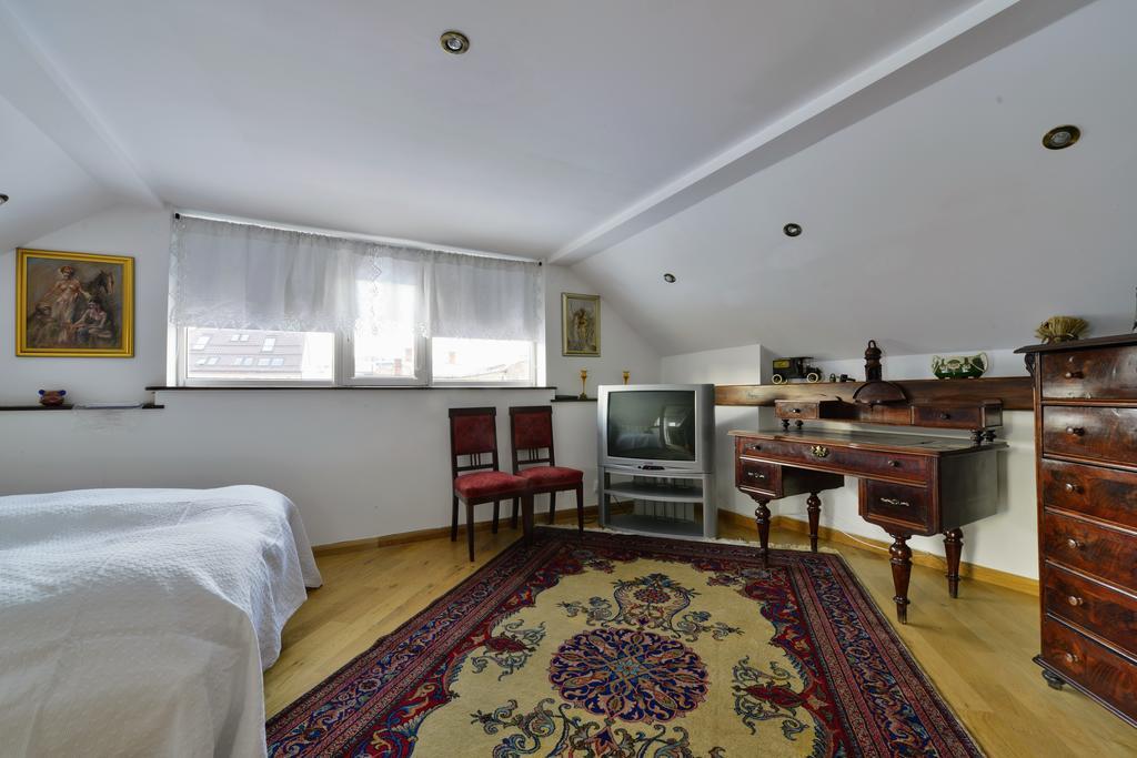 Kronhaus Brasov Luaran gambar