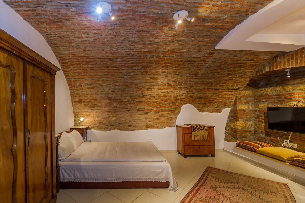 Kronhaus Brasov Luaran gambar