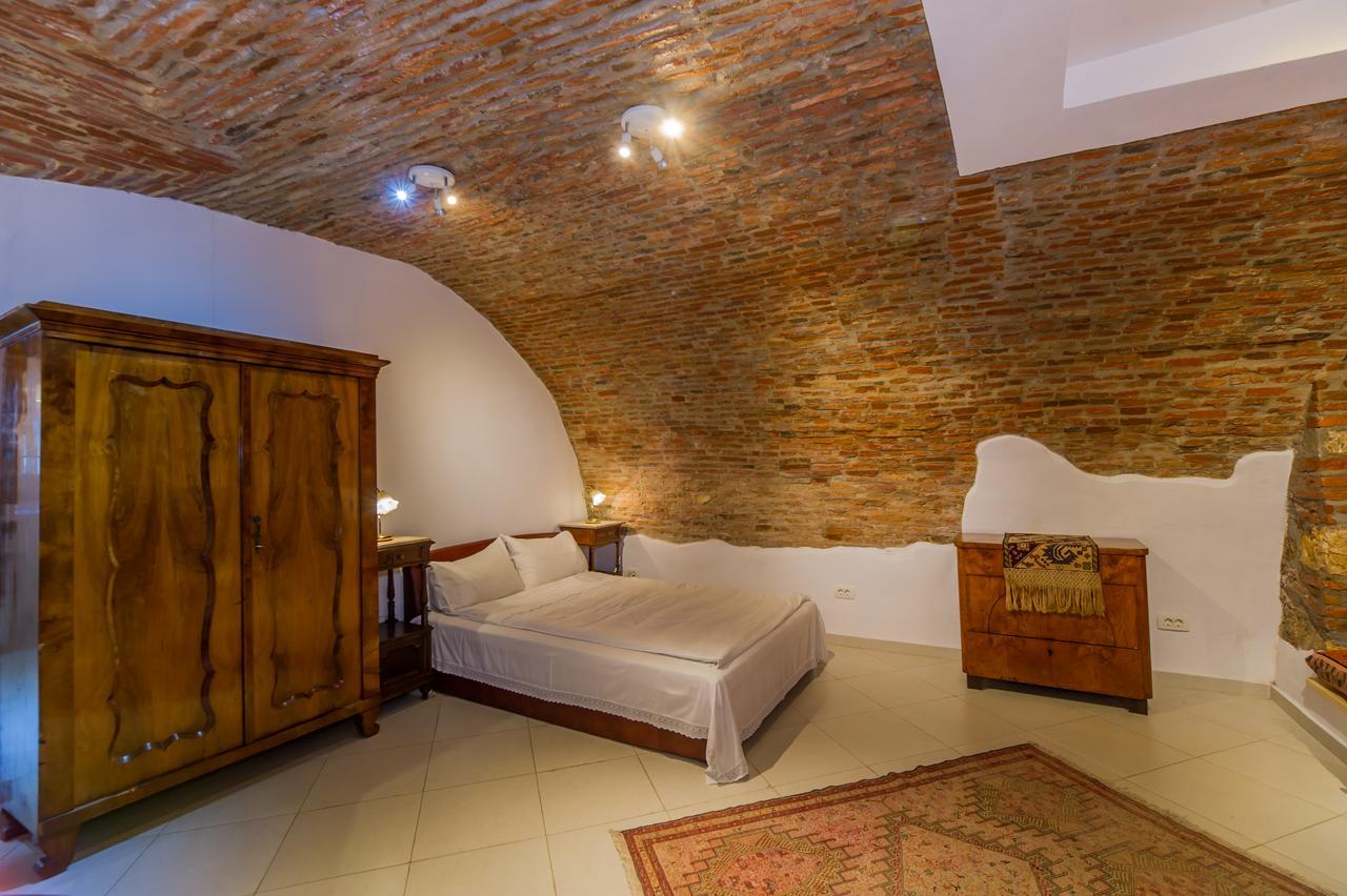Kronhaus Brasov Luaran gambar