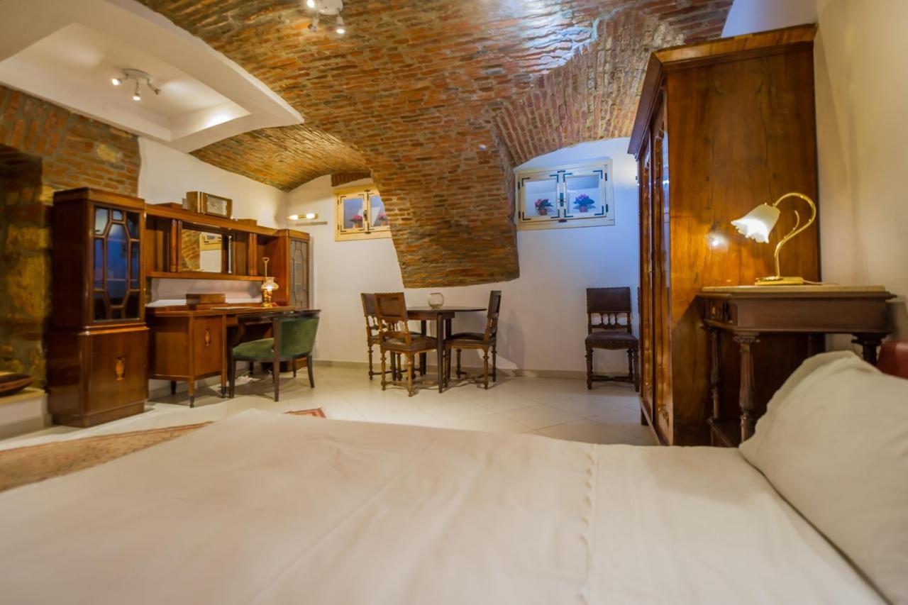 Kronhaus Brasov Luaran gambar