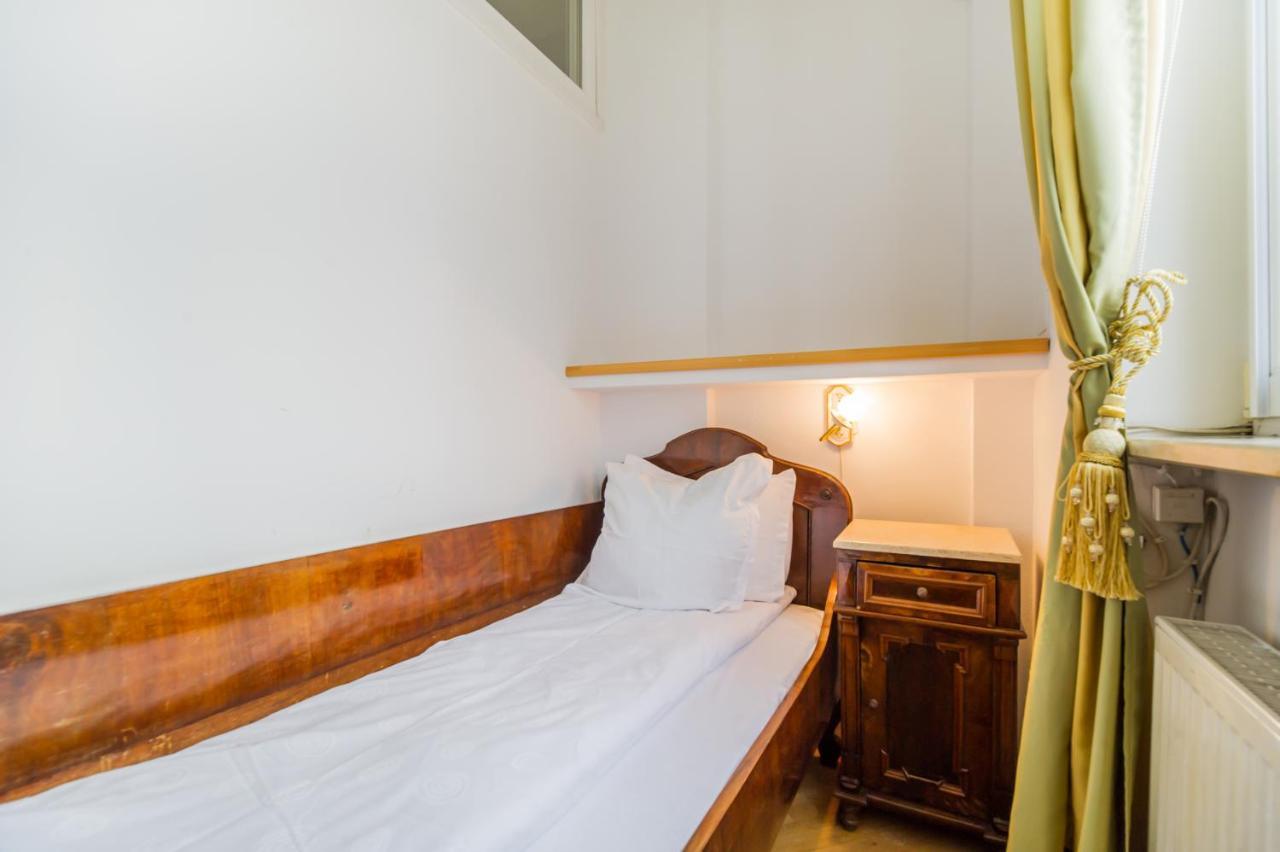 Kronhaus Brasov Luaran gambar