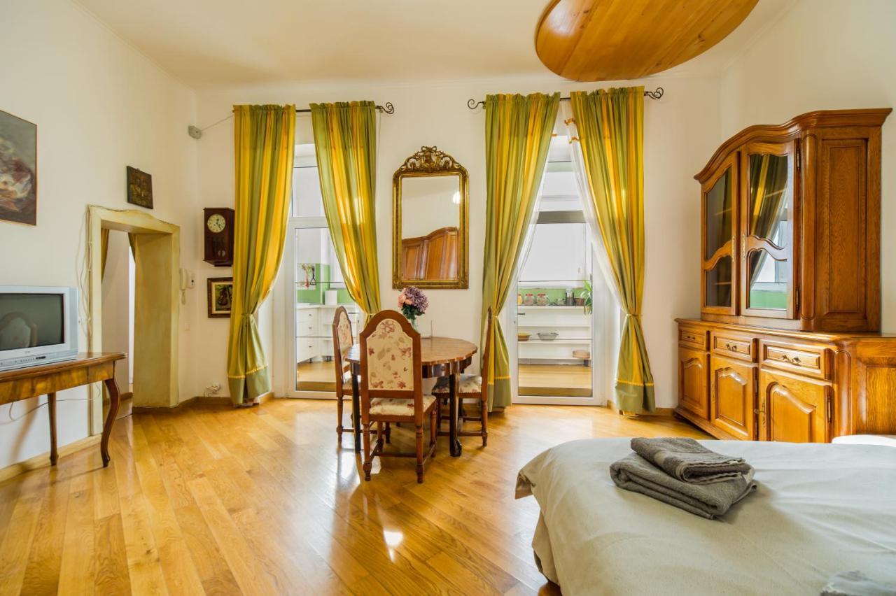 Kronhaus Brasov Luaran gambar